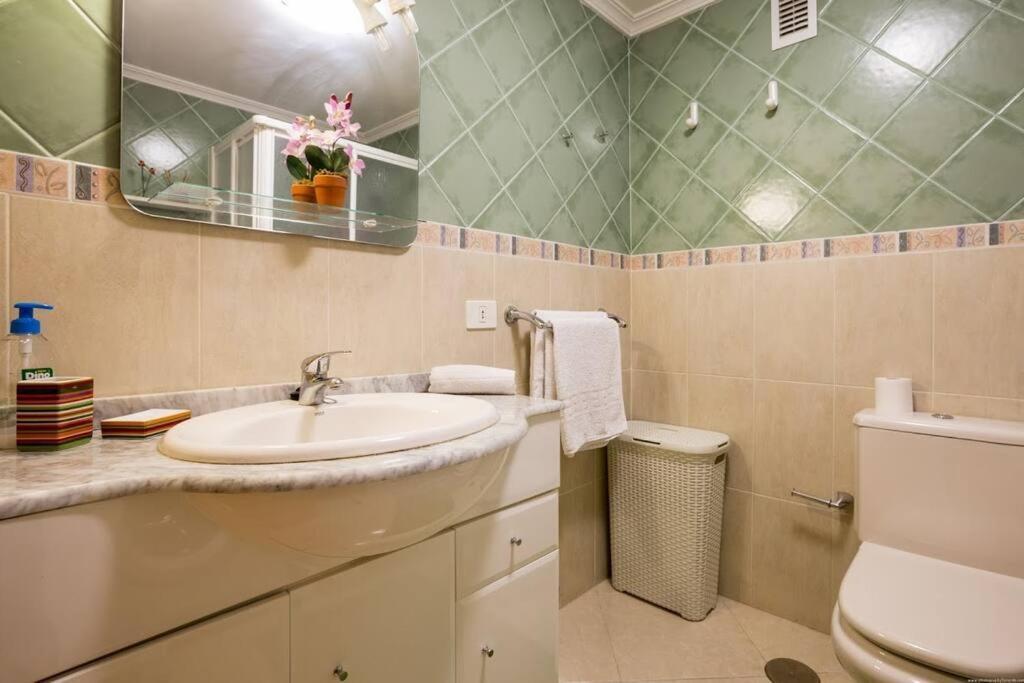 First Line Beach Apartment Puerto de la Cruz  Exterior photo